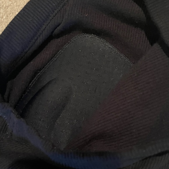 Bundle of 2 Chicme built in bra tops. Black top is L and white is XL. - Picture 6 of 6